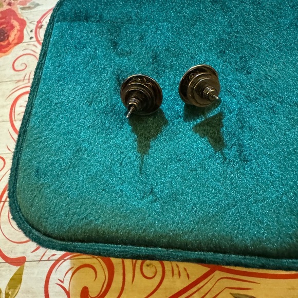 Tory Burch earrings bundle - Picture 4 of 10